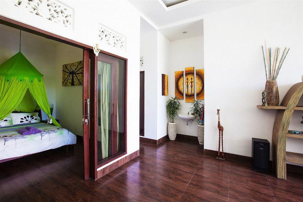Masbro Art * Seminyak (Bali)